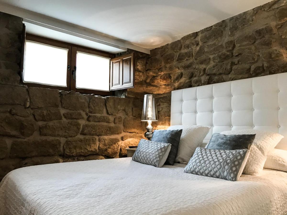 منزل الضيف Samaniego  في La Casona De Alutiz & Bodega المظهر الخارجي الصورة