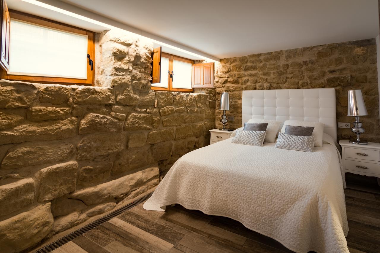 منزل الضيف Samaniego  في La Casona De Alutiz & Bodega المظهر الخارجي الصورة
